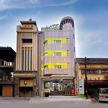 雅加达法拉特汗维兹酒店 外观 照片